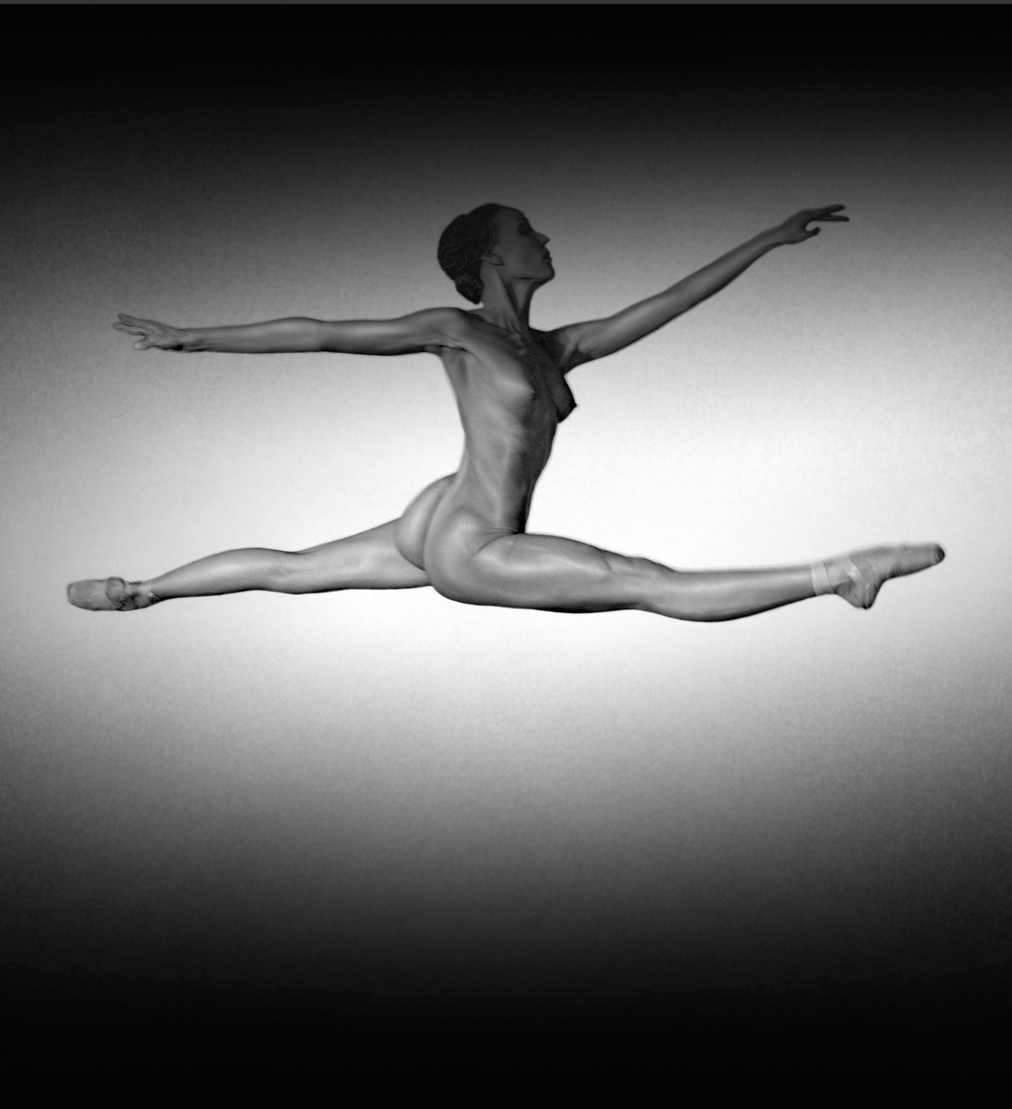 Эротика балеринок выполняют упражнения голыми 34 фото